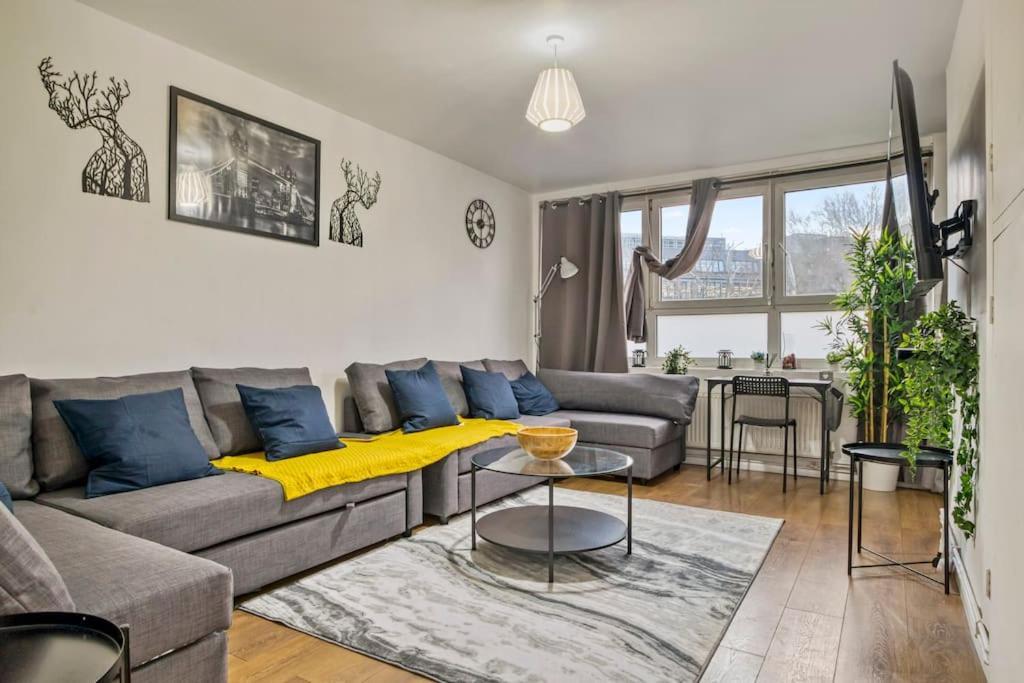 Peaceful 2-Bed South Bank Apartment Londra Exterior foto